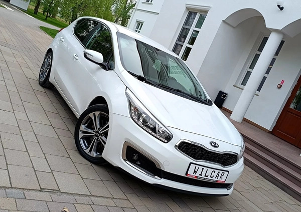 Kia Ceed cena 45900 przebieg: 181800, rok produkcji 2018 z Stawiski małe 704